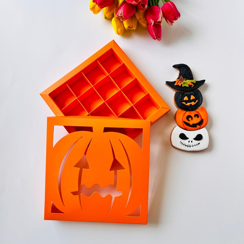 16 Bölmeli Bal Kabağı Tasarım Halloween Çikolata Kutusu-Madlen Uyumlu — ürün görseli