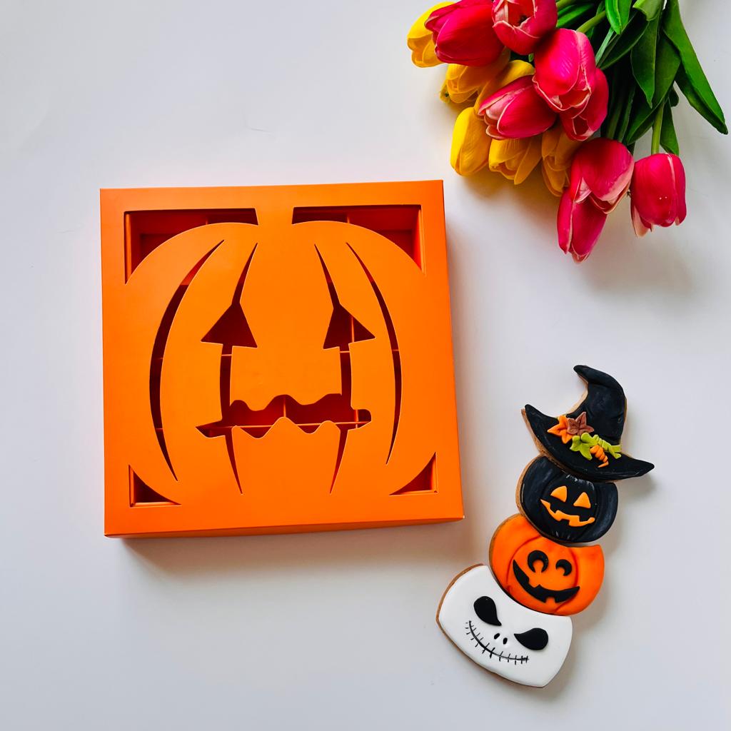 16 Bölmeli Bal Kabağı Tasarım Halloween Çikolata Kutusu-Madlen Uyumlu — galeri görseli