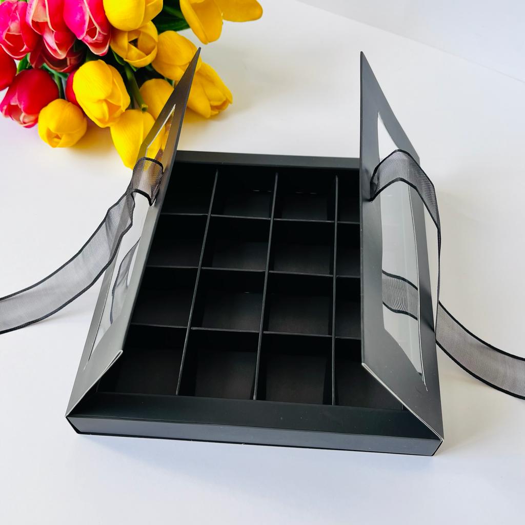 16 Bölmeli Çift Pencereli-Kurdeleli, Special-Bonbon Çikolata Kutusu — galeri görseli