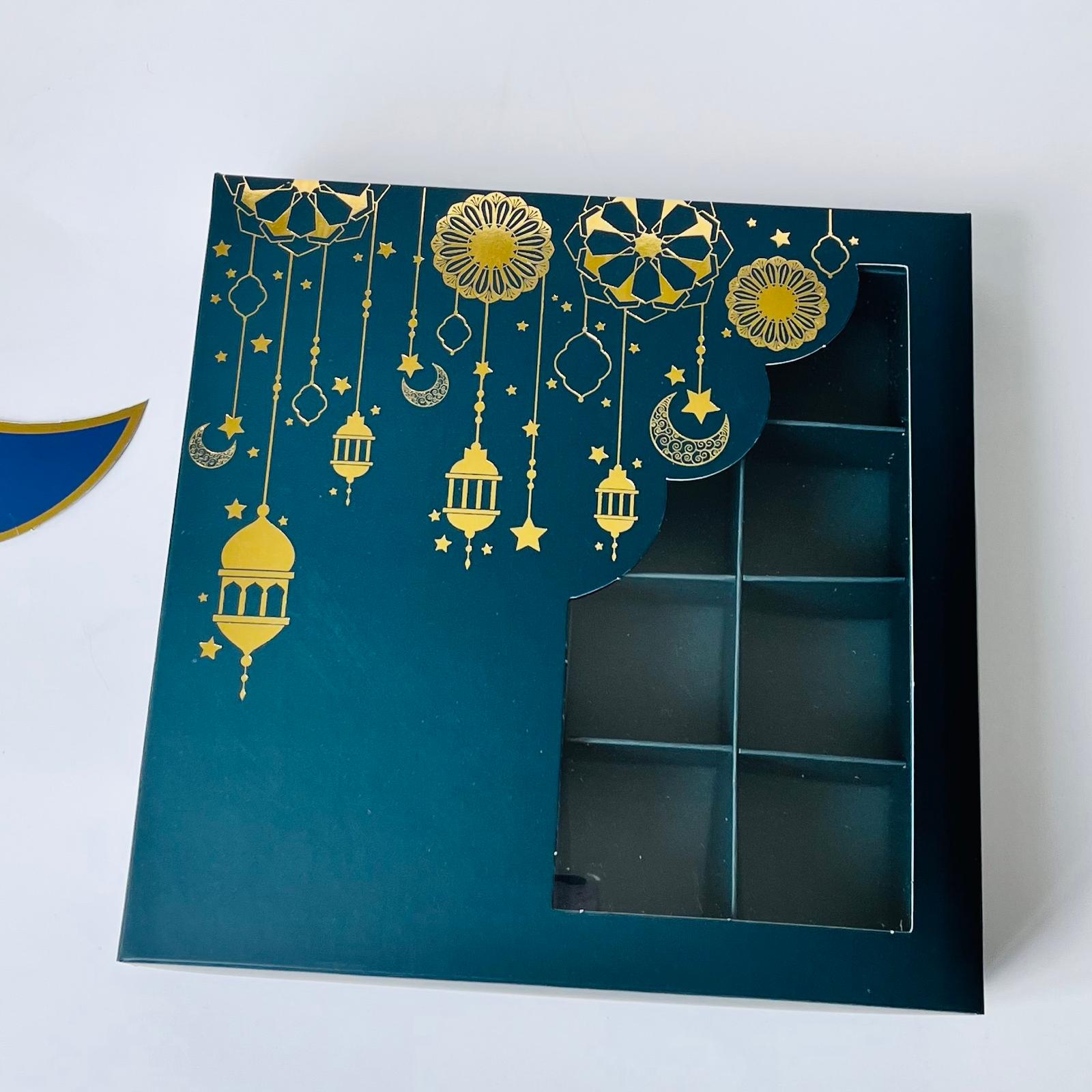 16 Bölmeli Çikolata Kutusu Gold Yaldız Ramazan Temalı-Madlen Uyumlu — galeri görseli