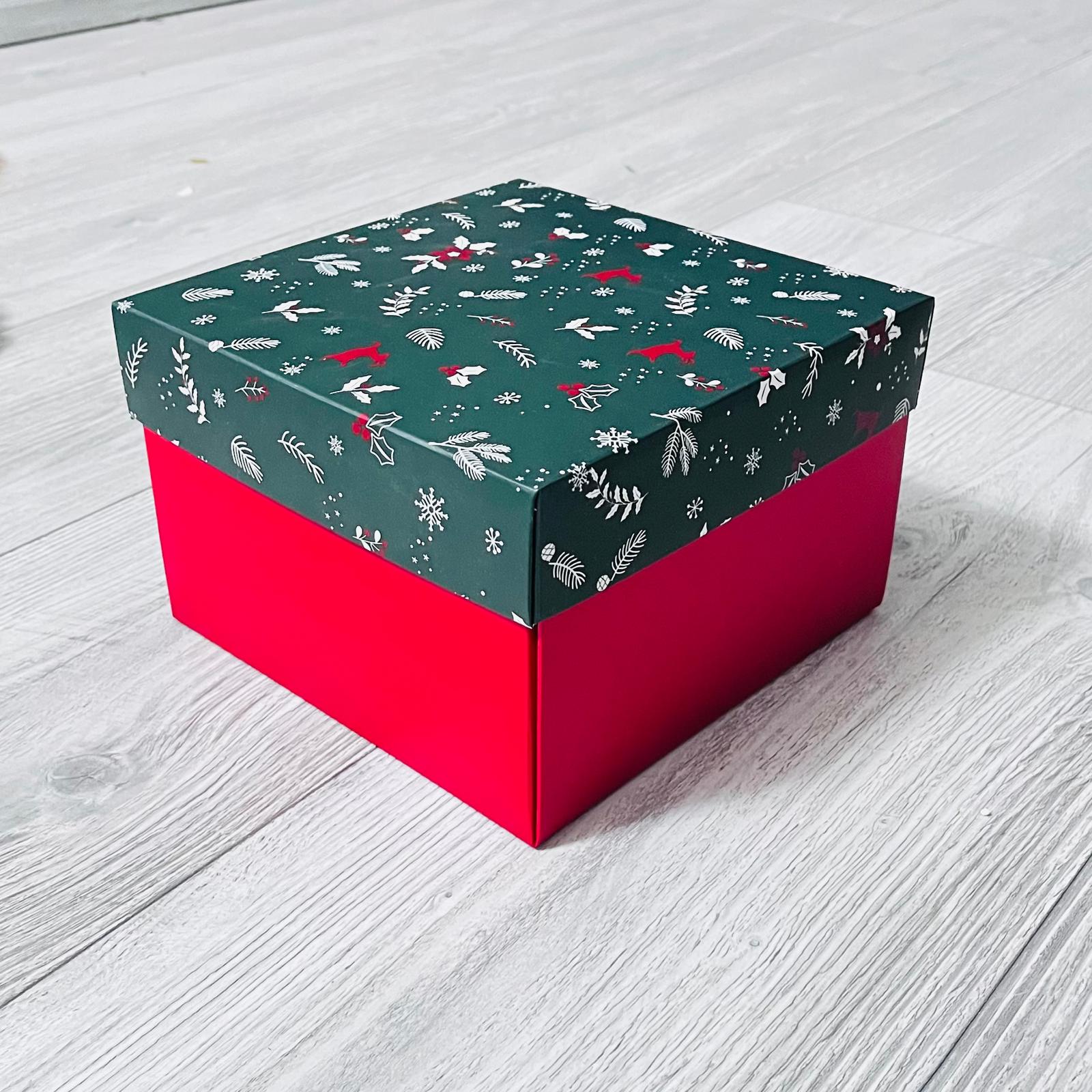 18x18x11 Karton Kutu Yılbaşı — ürün görseli