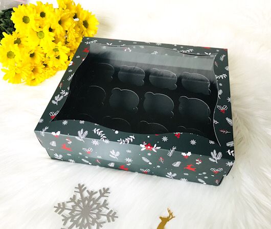 25x30x9 Pencereli Cupcake Kutusu Yılbaşı Desen 12'li — galeri görseli